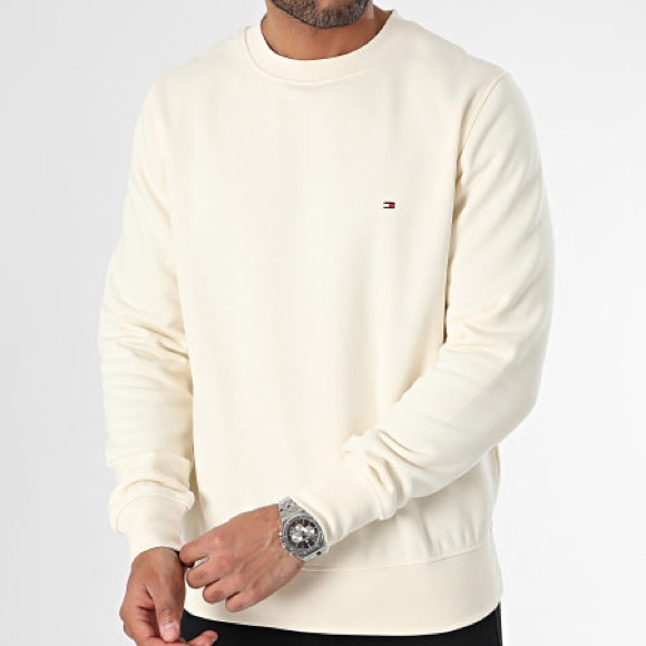 Tommy Hilfiger Men's Off-White Crewneck Sweater - Picture 2 of 10